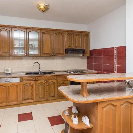 Beautiful In With Wifi Apartment