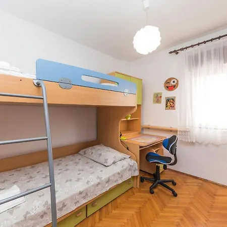 Apartment Beautiful In With Wifi