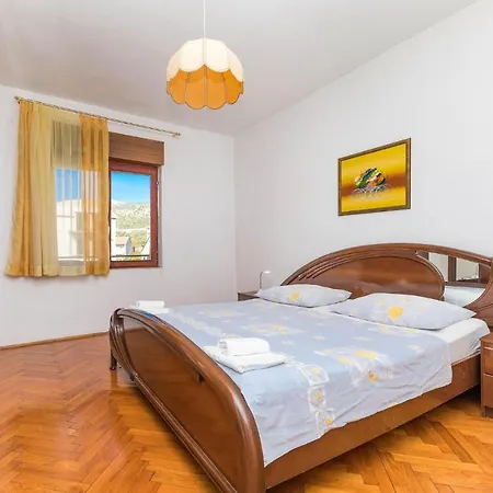2 Bedroom In